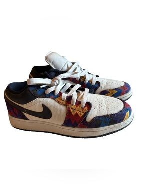 Nike Air Jordan 1 Low SE Nothing but net sneakers size 5.5